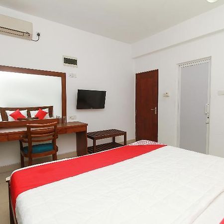 Oyo 126 Reliance Hotel Коломбо Екстер'єр фото