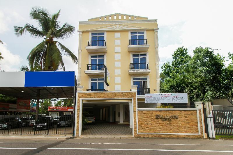 Oyo 126 Reliance Hotel Коломбо Екстер'єр фото